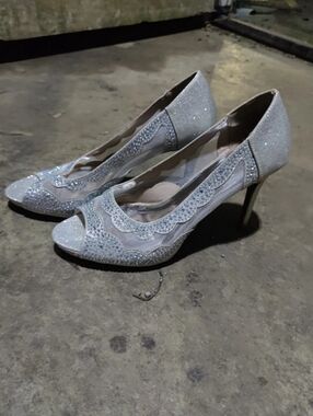 Hot Tomato Open Toe Sparkly Heels Size 8 1/2